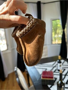 infant uggs sz 2/3